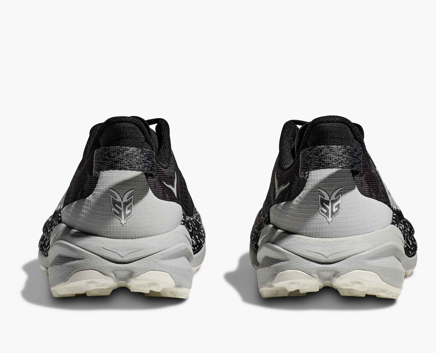 Speedgoat 6 - Black / Stardust