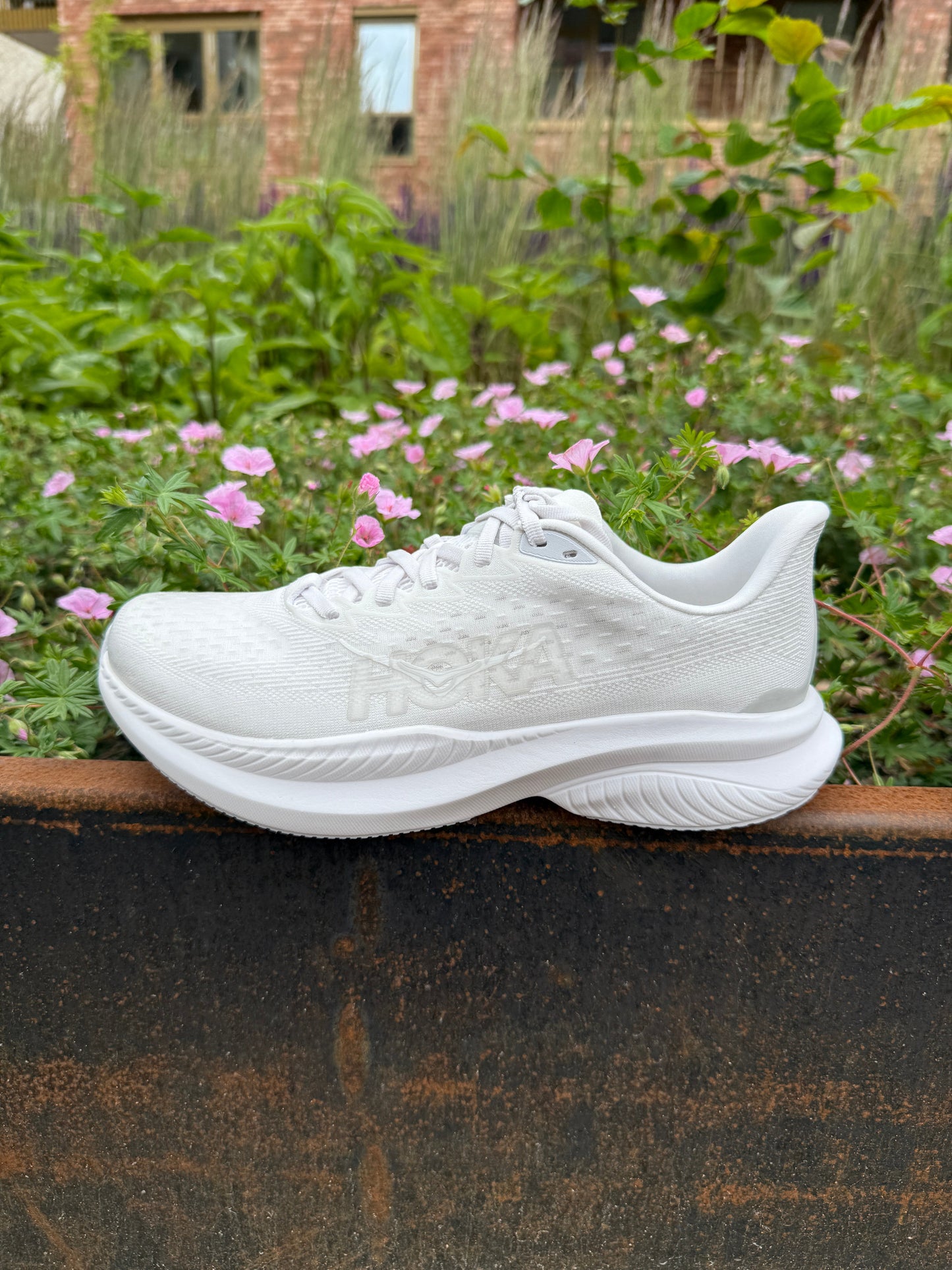 Hoka M Mach 6 White / White